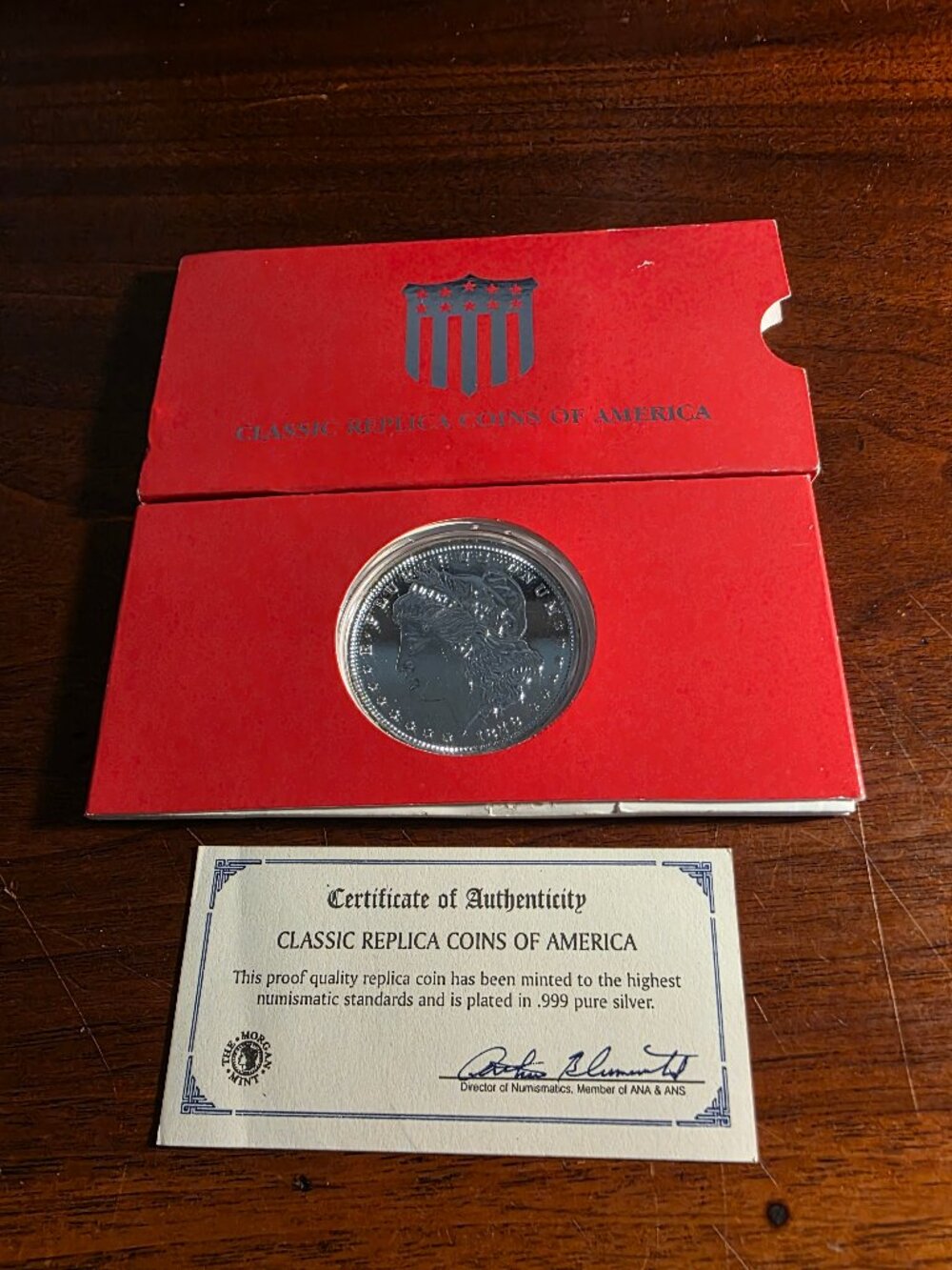 CLASSIC REPLICA COIN OF AMERICIA 1878 LIBERTY MORGAN SILVER DOLLAR COPY IN  BOX.
